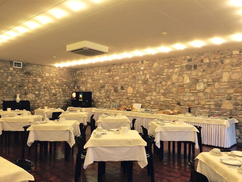 Hotel Piroscafo Дезенцано-дель-Гарда Екстер'єр фото